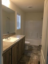 1209 Snowflake Ln in Paradise, CA - Building Photo - Building Photo