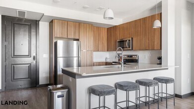 3875 Burnham, Unit 3306 in Kyle, TX - Building Photo - Building Photo