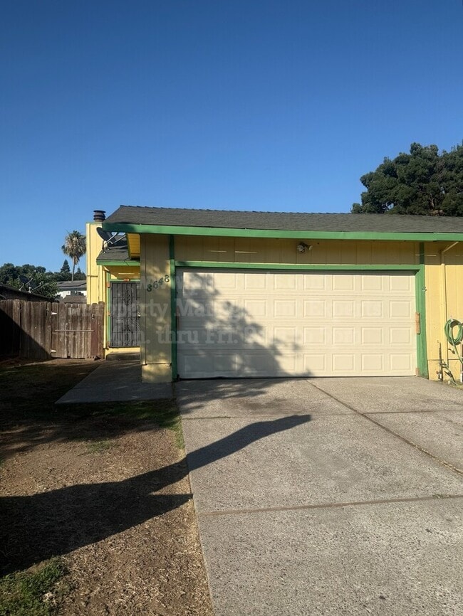 8648 Kelley Dr