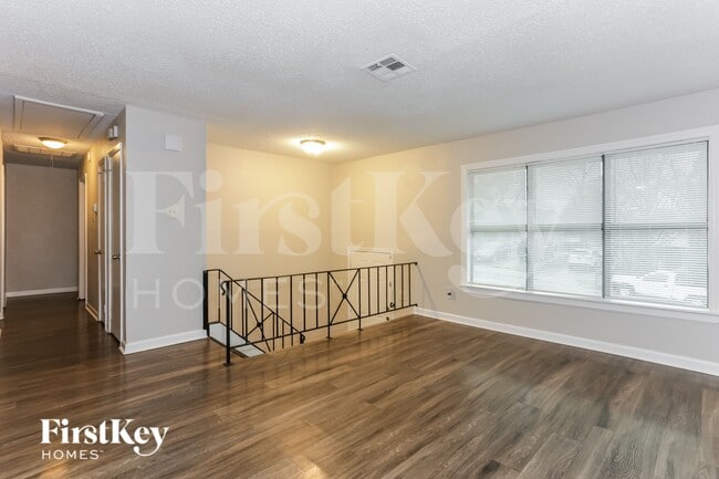 917 Montclair Dr, Unit 01 in Garland, TX - Building Photo - Building Photo