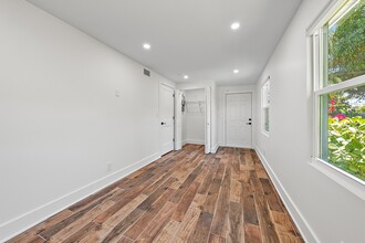 5002 Webster Ave in West Palm Beach, FL - Building Photo - Building Photo
