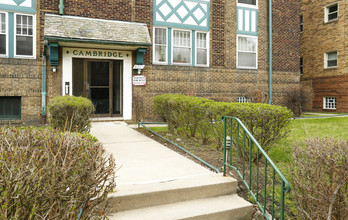 Cambridge in Pittsburgh, PA - Building Photo - Building Photo