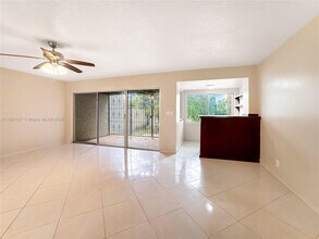 5608 NW 19th St in Lauderhill, FL - Building Photo - Building Photo