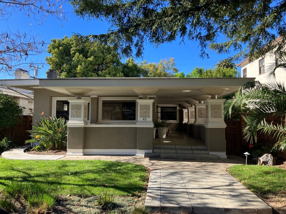 45 Hawthorne Way in San Jose, CA - Foto de edificio