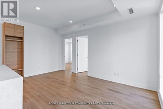 200-1200 Redpath Ave in Toronto, ON - Building Photo - Building Photo