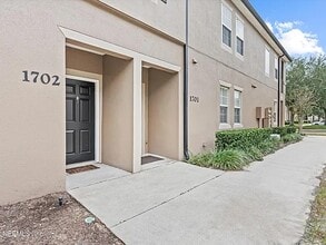 12301 Kernan Forest Blvd, Unit 1702 in Jacksonville, FL - Building Photo - Building Photo