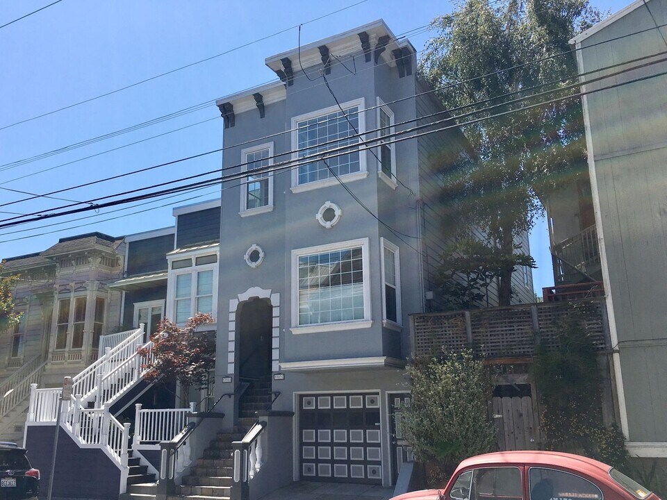 3981 25th St in San Francisco, CA - Building Photo