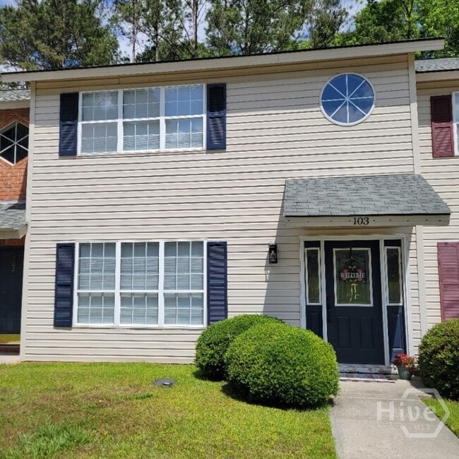 property at 103 Towne Pk Dr
