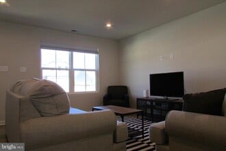 30155 Creekview Cir in Selbyville, DE - Building Photo - Building Photo