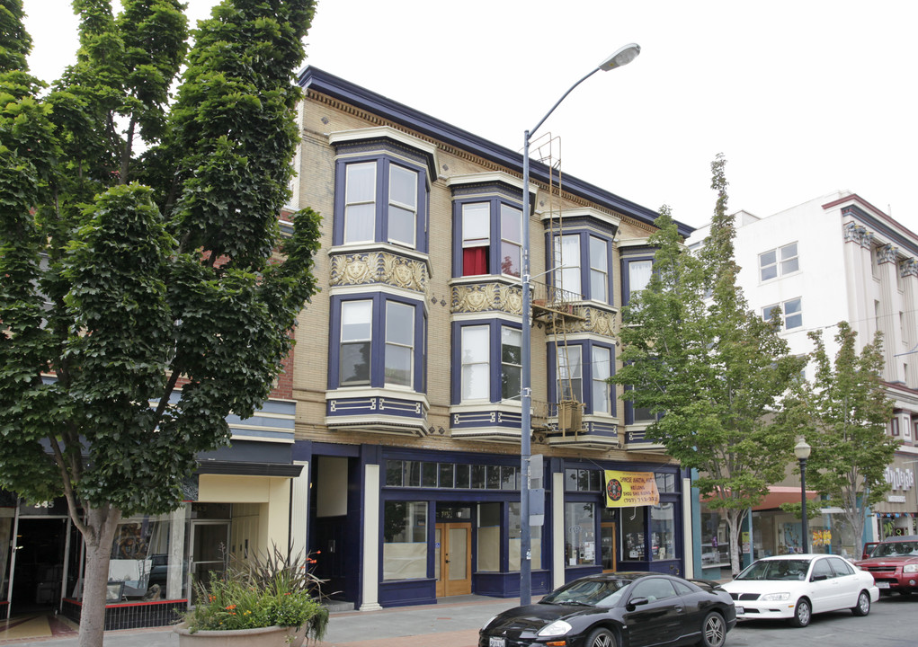 337-341 Georgia St in Vallejo, CA - Building Photo