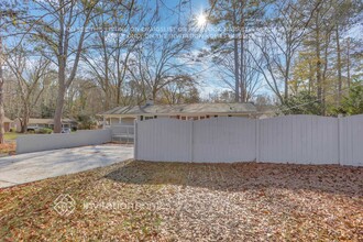 232 Brookwood Dr SW in Marietta, GA - Building Photo - Building Photo