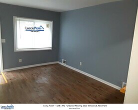 7228 Chalmers Ave-Unit -Lower in Warren, MI - Foto de edificio - Building Photo