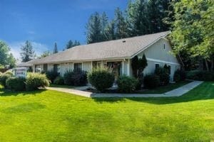 property at 427 W Willow St