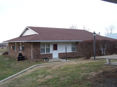 12469 Saint Mary's Ave in New Cambria, MO - Foto de edificio - Building Photo