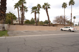 531 Desert View Dr in Palm Springs, CA - Building Photo - Building Photo