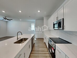 5850 Iron Iss St in Las Vegas, NV - Building Photo - Building Photo