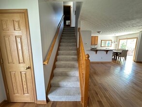 5775 Coldcreek Dr in Hilliard, OH - Foto de edificio - Building Photo