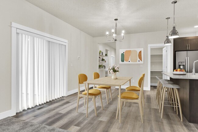 10264 W Utahna St in Garden City, ID - Building Photo - Building Photo