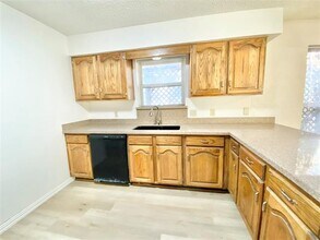 2503 Holt Rd in Arlington, TX - Building Photo - Building Photo