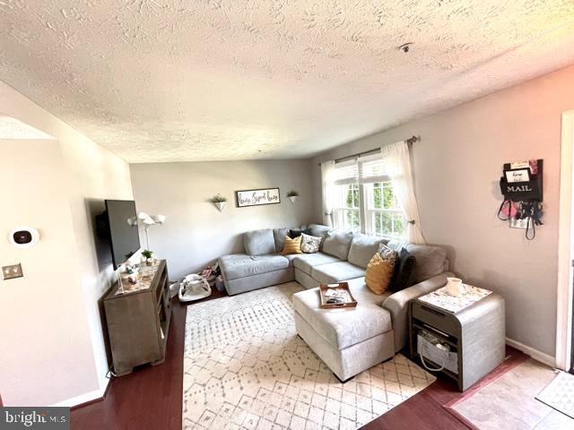 111 Foxchase Dr in Glen Burnie, MD - Building Photo - Building Photo