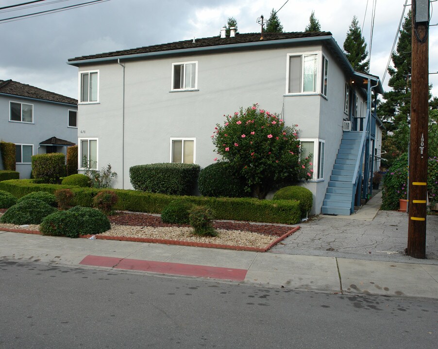 678 Victor Way in Mountain View, CA - Building Photo