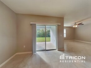 3669 Crimson Clover Dr in Mount Dora, FL - Building Photo - Building Photo
