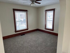 201 16th St NW in Barberton, OH - Building Photo - Building Photo