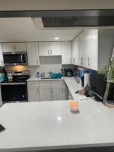 5530 N Mango Ave in Chicago, IL - Building Photo - Building Photo
