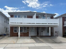 630 E Broadway in Long Beach, NY - Building Photo