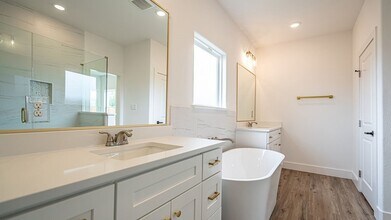 2036 Salina Cir in Brazos Bend, TX - Building Photo - Building Photo