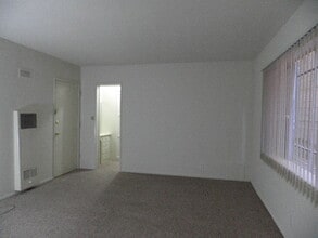 945 Gayley, Inc in Los Angeles, CA - Foto de edificio - Building Photo