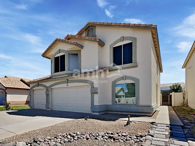 property at 539 S Apache Dr