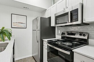 Hidden Ridge Apartments in Irving, TX - Building Photo - Building Photo