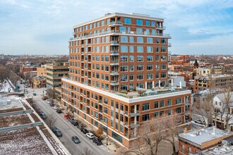 Webster Square Condominiums in Chicago, IL - Building Photo - Building Photo