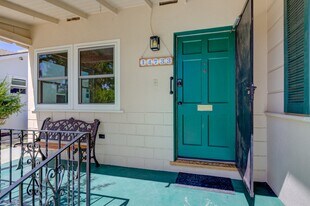 14733 McCormick St in Los Angeles, CA - Building Photo