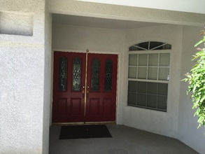 11008 Brightwater Way in Bakersfield, CA - Building Photo - Building Photo