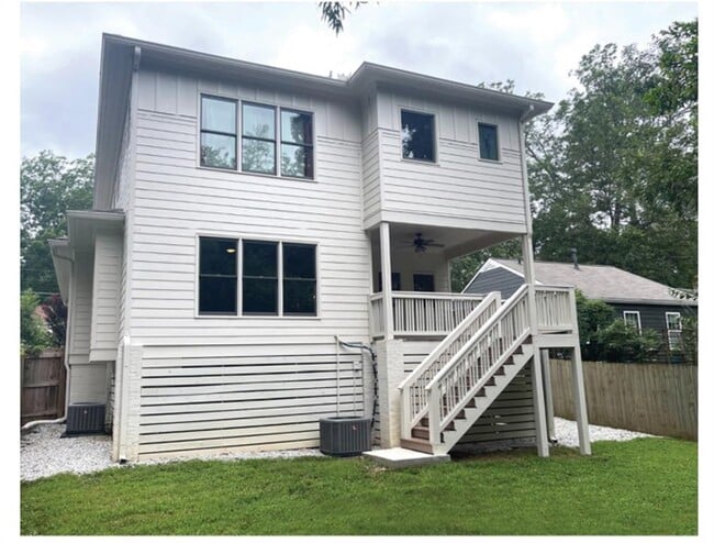 207 Mellrich Ave NE in Atlanta, GA - Building Photo - Building Photo