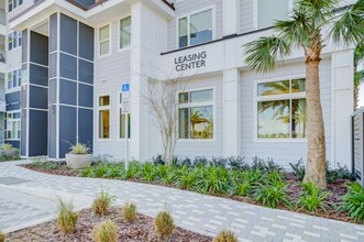 Viridian Reserve Apartments in Sanford, FL - Foto de edificio - Building Photo