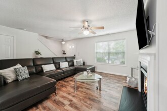 2203 Elk River Dr in Durham, NC - Building Photo - Building Photo