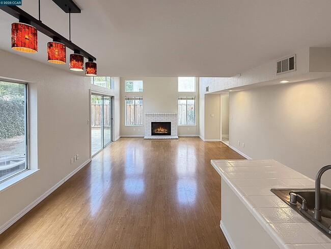 3729 Rose Rock Cir in Pleasanton, CA - Building Photo - Building Photo