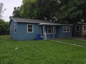 3920 9th Ave S in St. Petersburg, FL - Building Photo - Building Photo