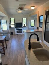 101 Theriot Trail in Johnson City, TX - Building Photo - Building Photo