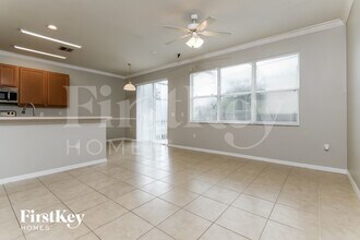 3440 Perching Rd in St. Cloud, FL - Foto de edificio - Building Photo