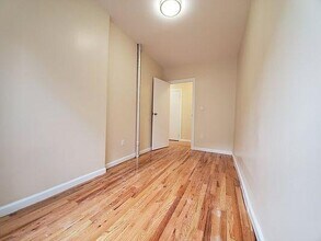 3405 Putnam Pl in Bronx, NY - Foto de edificio - Building Photo