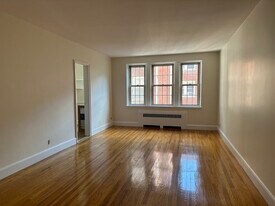 7 Concord Ave, Unit 110 in Cambridge, MA - Building Photo