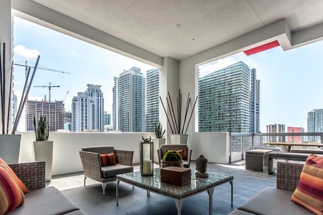 Brickell View Terrace in Miami, FL - Building Photo - Building Photo