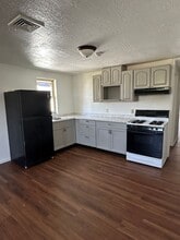 717 E Clarke Ave in York, PA - Building Photo - Building Photo
