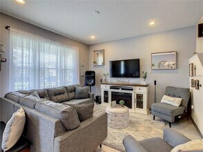 2475 Fassona Dr in Kissimmee, FL - Building Photo - Building Photo