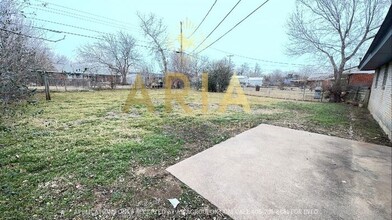 935 SW 1st St in Moore, OK - Building Photo - Building Photo