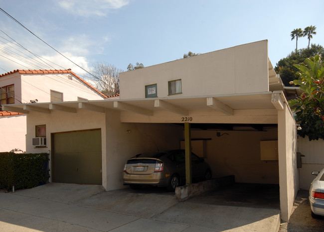 2210 Echo Park Ave in Los Angeles, CA - Building Photo - Building Photo